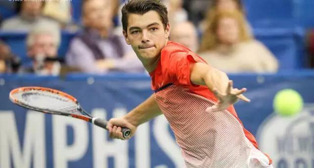 门缝的一缕 门缝的一缕